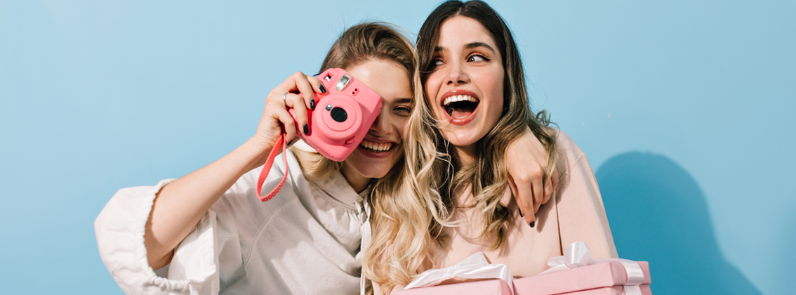 Elesen moters dienos dovanos