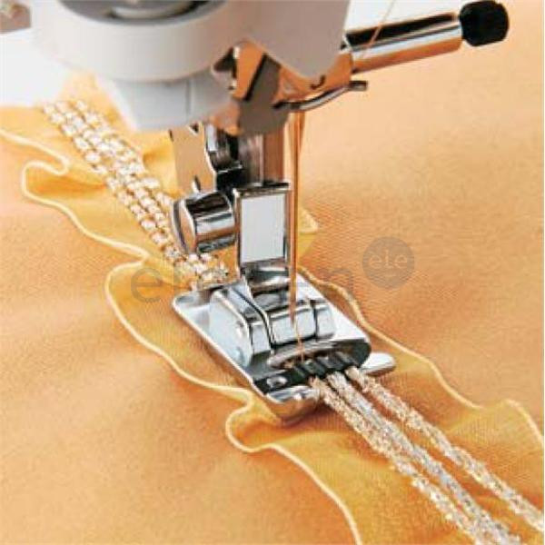 Лапка для настрачивания 3 шнуров Brother (5 мм)