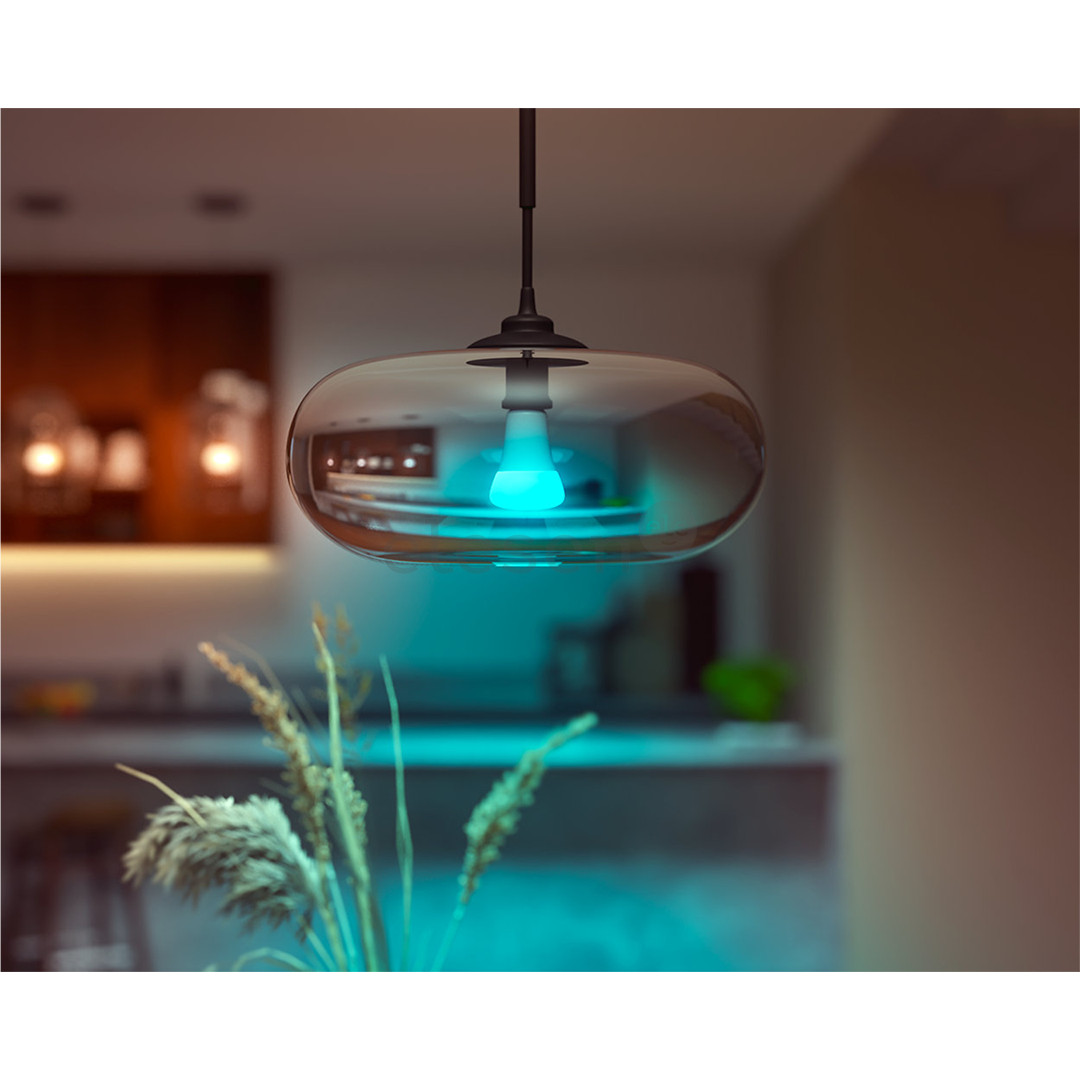 Philips Hue White and Color 1600, E27, белый - Умная лампа Товар - 929002471601