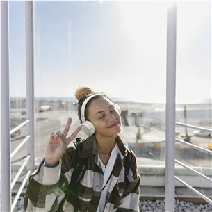 JBL Tune 670NC, adaptive noise cancelling, white - Wireless on-ear headphones