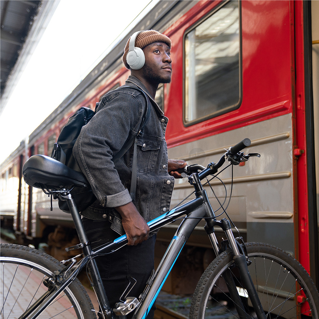 JBL Tune 770NC, адаптивное шумоподавление, белый - Полноразмерные беспроводные наушники