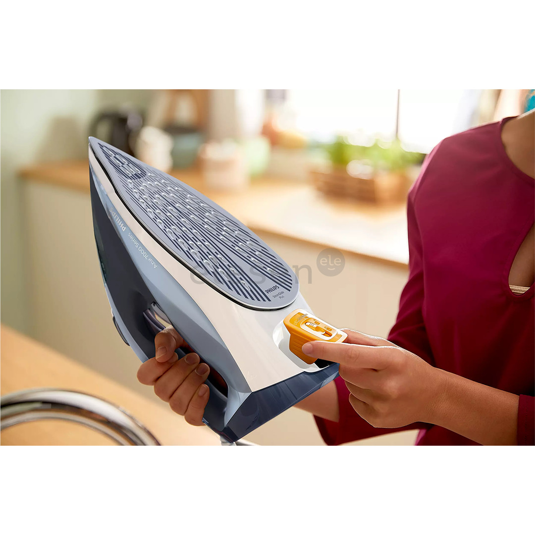 Philips Azur 7000 Series, 2800 W, blue - Steam Iron Item - DST7020/20