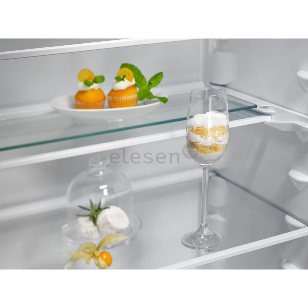 Įmontuojamas šaldytuvas Electrolux Prekė - LNG7TE18S, NoFrost, 256 L, 178 cm