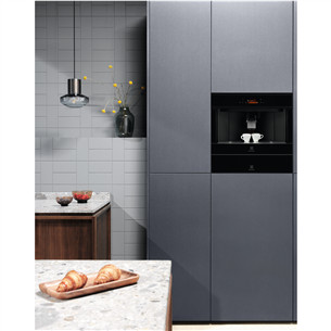 Electrolux Pure Black, черный - Интегрируемая кофемашина Товар - EBC85H
