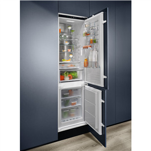 Electrolux 800 Series, NoFrost, 269 L, 189 cm - Built-in refrigerator Item - ENC8MC19S