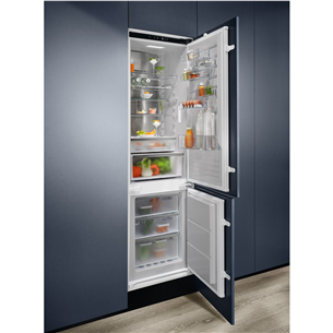 Įmontuojamas šaldytuvas Electrolux 800 Series, NoFrost, 269 L, 189 cm Prekė - ENC8MC19S