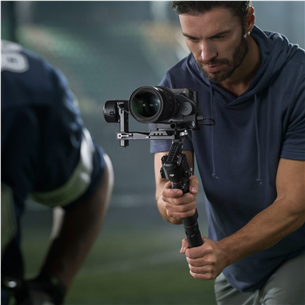 DJI RS 4 Gimbal Stabilizer Combo, juodas - Stabilizatorius Prekė - CP.RN.00000344.01