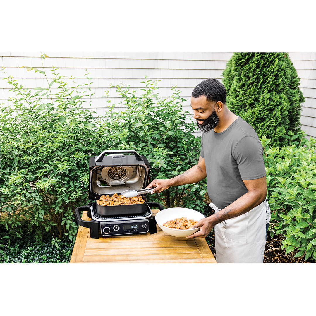 Ninja Woodfire, black - Electric BBQ Grill & Smoker