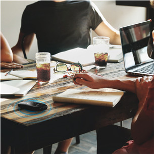 TP-Link M7000, 4G, черный - Портативный WiFi-роутер