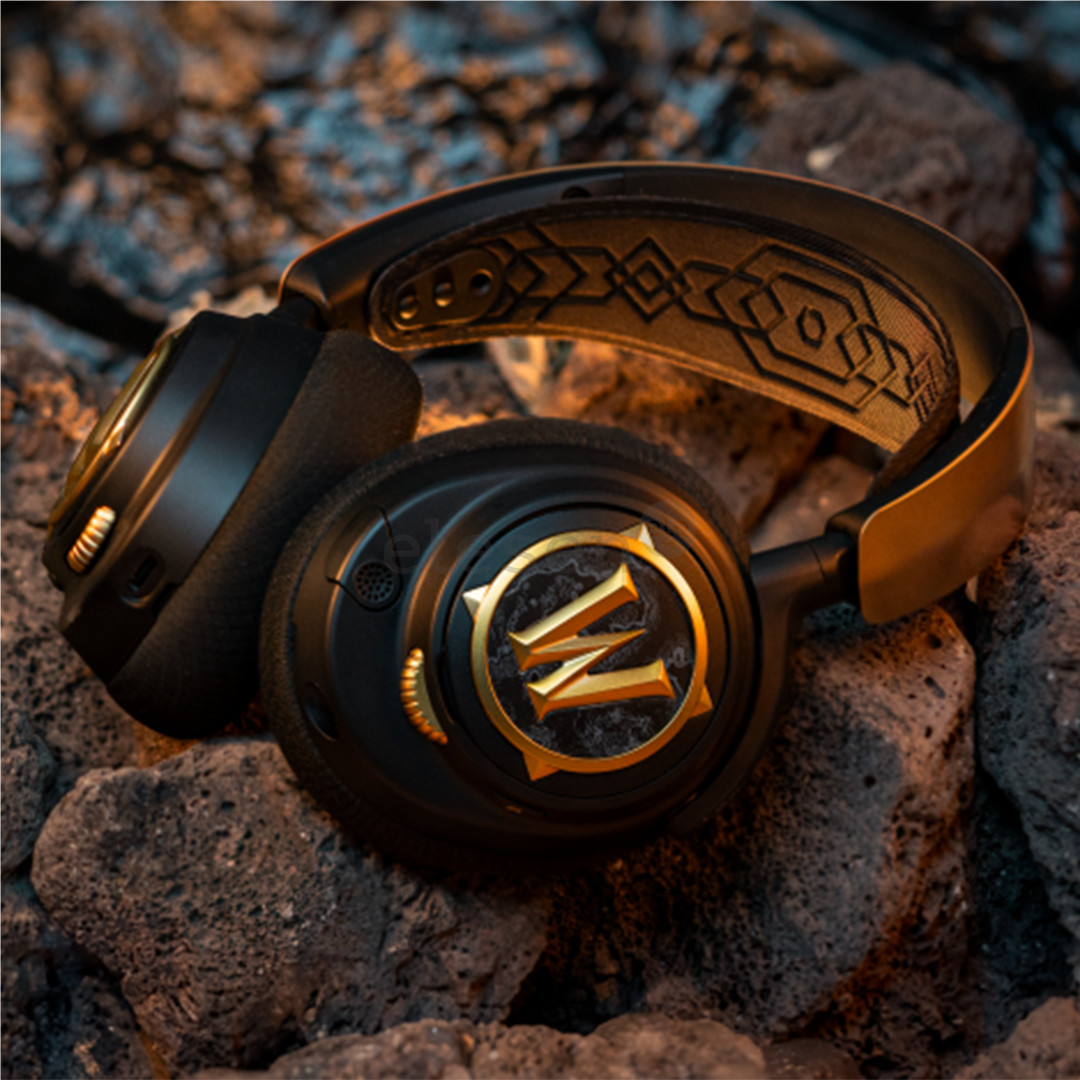 Steelseries Arctis Nova 7: World of Warcraft Edition, black/gold - Wireless headset