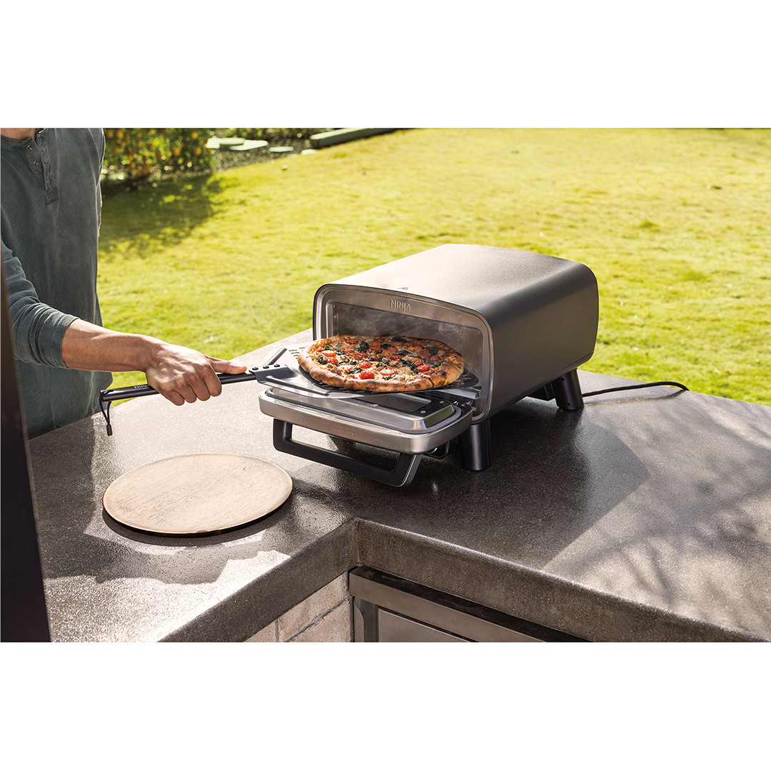 Ninja Artisan, grey - Electric outdoor pizza oven & air fryer