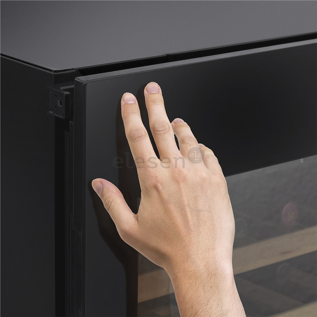 Caso WineDeluxe E 18, 18 butelių, aukštis 46 cm, juodas - Įmontuojamas vyno šaldytuvas