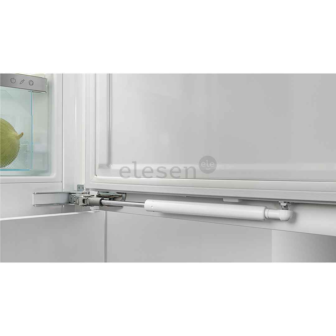 Liebherr Plus NoFrost, 254 L, height 177 cm - Built-in refrigerator