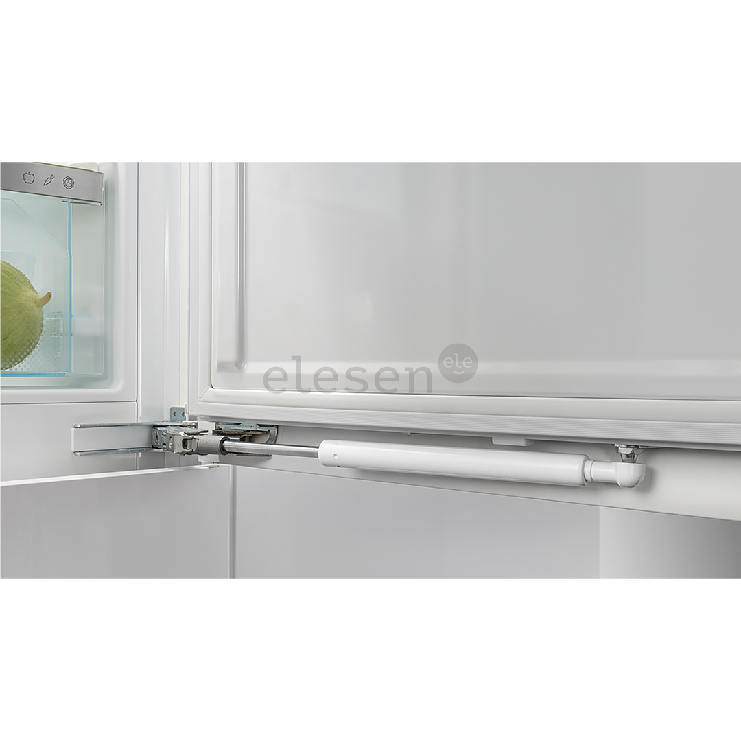 Liebherr Plus NoFrost, 254 L, height 177 cm - Built-in refrigerator