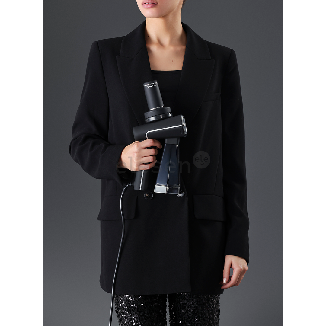 SteamOne, juodas - Garinis lygintuvas + pūkų rinkiklis