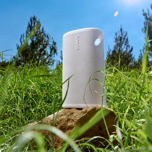 Sonos Play, balta - Belaidė kolonėlė