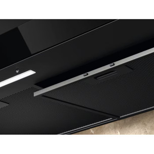 Electrolux 700 Series, Hob2Hood, 730 m³/val., plotis 89,8 cm, juodas - Gartraukis