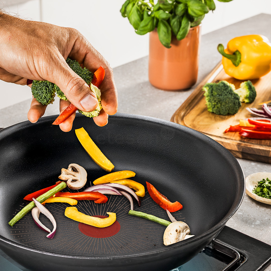 Tefal Excellence+, 28 cm, juoda - Keptuvė