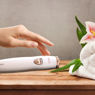 Wahl, pink - Facial hair remover