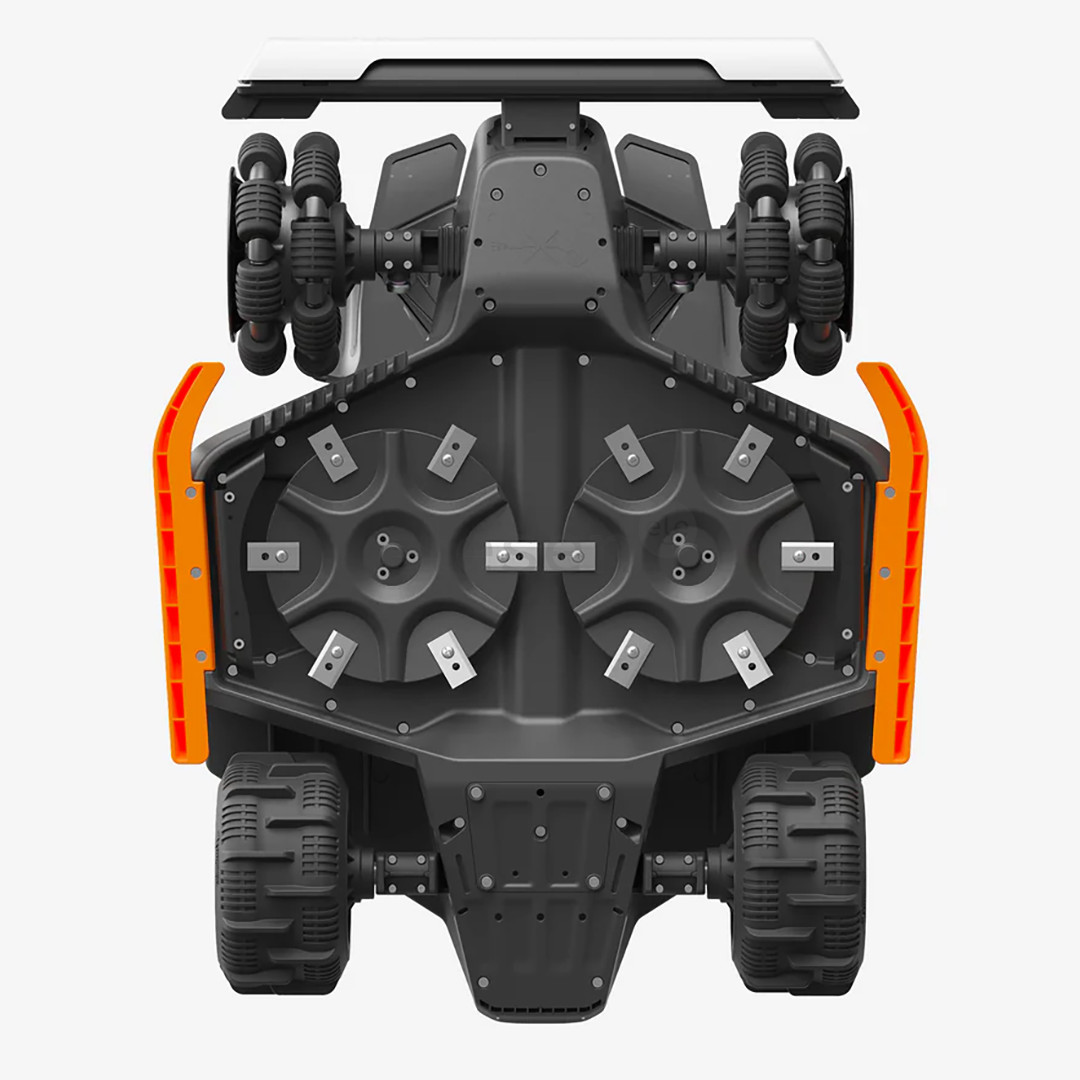 Mammotion Luba 3 AWD 1500, baltas/juodas - Vejos robotas