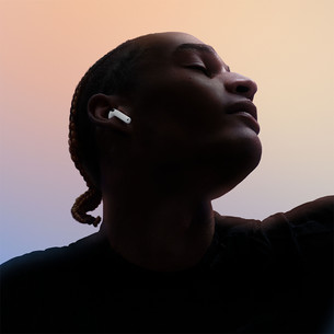Apple AirPods 5, baltos - Belaidės ausinės