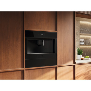 Electrolux 800 Seeria, matinis juodas - Įmontuojamas kavos aparatas